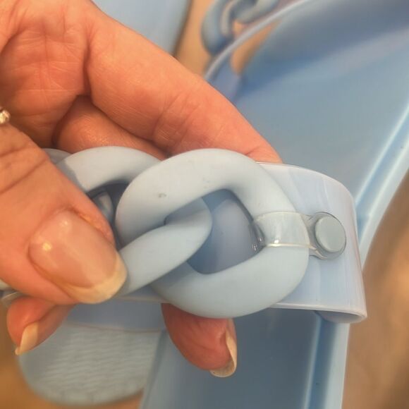 Light blue size 8 jelly rubber chain detail flat flip flops sandals GUC No box - Picture 11 of 14